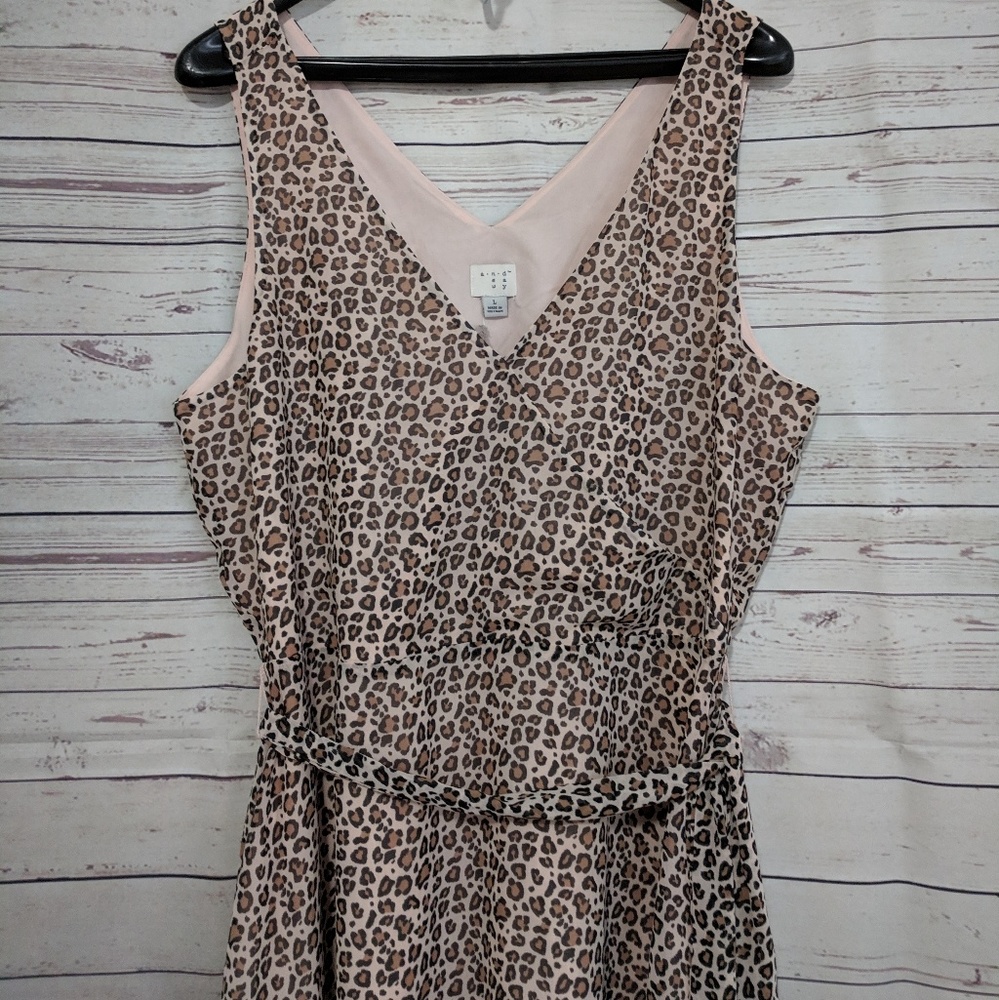 SALE 🎉 A New Day Leopard Print Tie Waist Dress - Picture 4 of 7